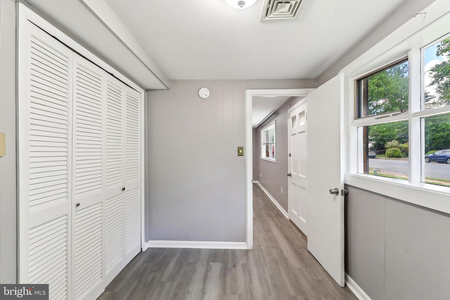 14332 FERNDALE RD, WOODBRIDGE, Virginia 22193, 4 Bedrooms Bedrooms, ,2 BathroomsBathrooms,Residential,For sale,14332 FERNDALE RD,VAPW2094626 MLS # VAPW2094626