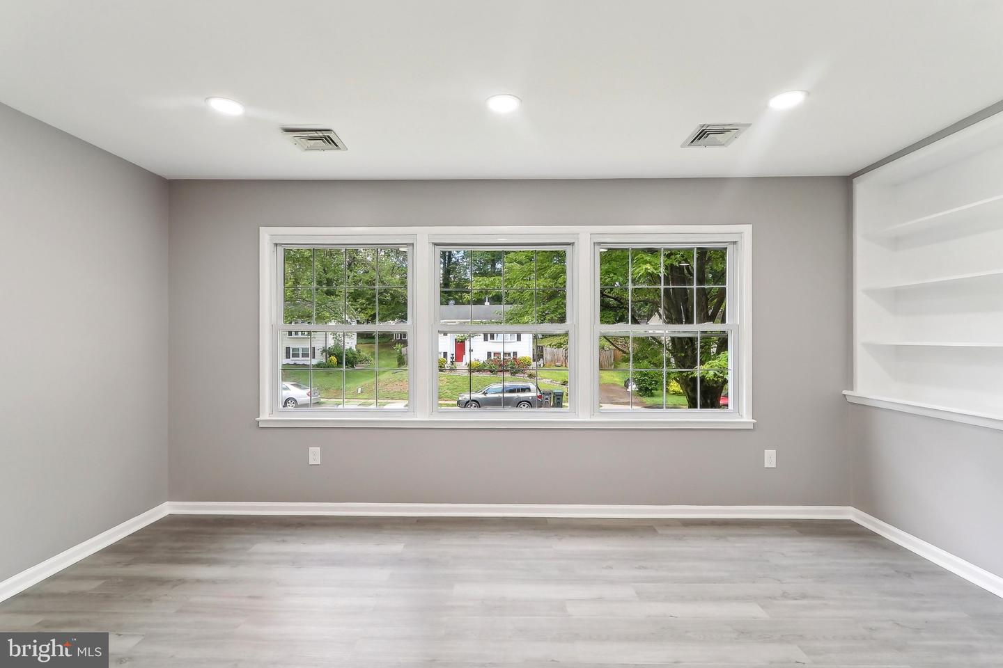 14332 FERNDALE RD, WOODBRIDGE, Virginia 22193, 4 Bedrooms Bedrooms, ,2 BathroomsBathrooms,Residential,For sale,14332 FERNDALE RD,VAPW2094626 MLS # VAPW2094626