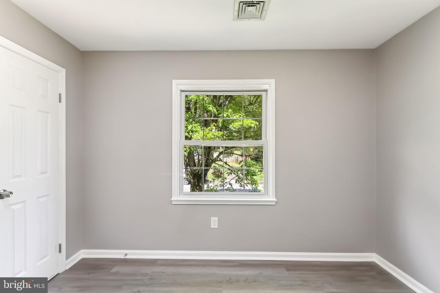 14332 FERNDALE RD, WOODBRIDGE, Virginia 22193, 4 Bedrooms Bedrooms, ,2 BathroomsBathrooms,Residential,For sale,14332 FERNDALE RD,VAPW2094626 MLS # VAPW2094626