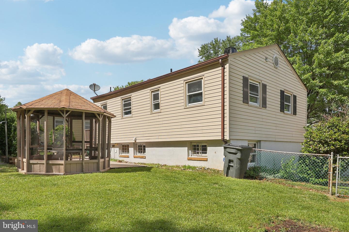 14332 FERNDALE RD, WOODBRIDGE, Virginia 22193, 4 Bedrooms Bedrooms, ,2 BathroomsBathrooms,Residential,For sale,14332 FERNDALE RD,VAPW2094626 MLS # VAPW2094626