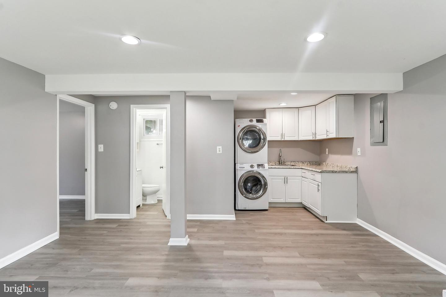 14332 FERNDALE RD, WOODBRIDGE, Virginia 22193, 4 Bedrooms Bedrooms, ,2 BathroomsBathrooms,Residential,For sale,14332 FERNDALE RD,VAPW2094626 MLS # VAPW2094626