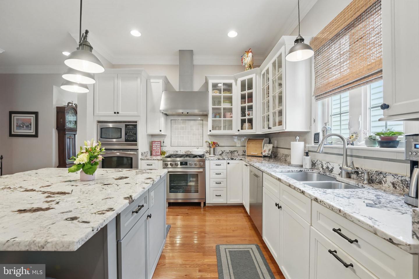 5923 EMBRY SPRING LN, ALEXANDRIA, Virginia 22315, 4 Bedrooms Bedrooms, ,3 BathroomsBathrooms,Residential,For sale,5923 EMBRY SPRING LN,VAFX2240836 MLS # VAFX2240836