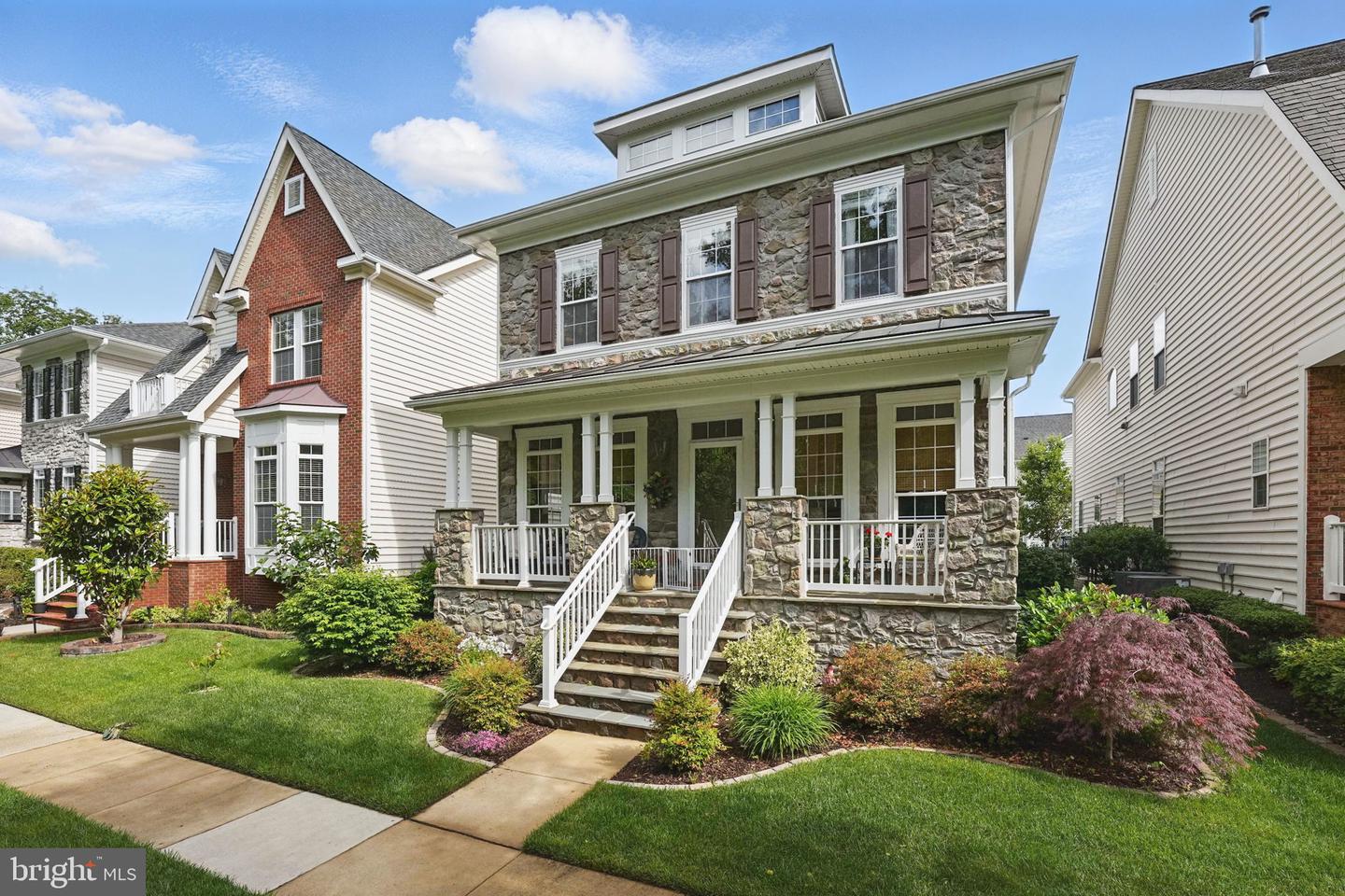 5923 EMBRY SPRING LN, ALEXANDRIA, Virginia 22315, 4 Bedrooms Bedrooms, ,3 BathroomsBathrooms,Residential,For sale,5923 EMBRY SPRING LN,VAFX2240836 MLS # VAFX2240836