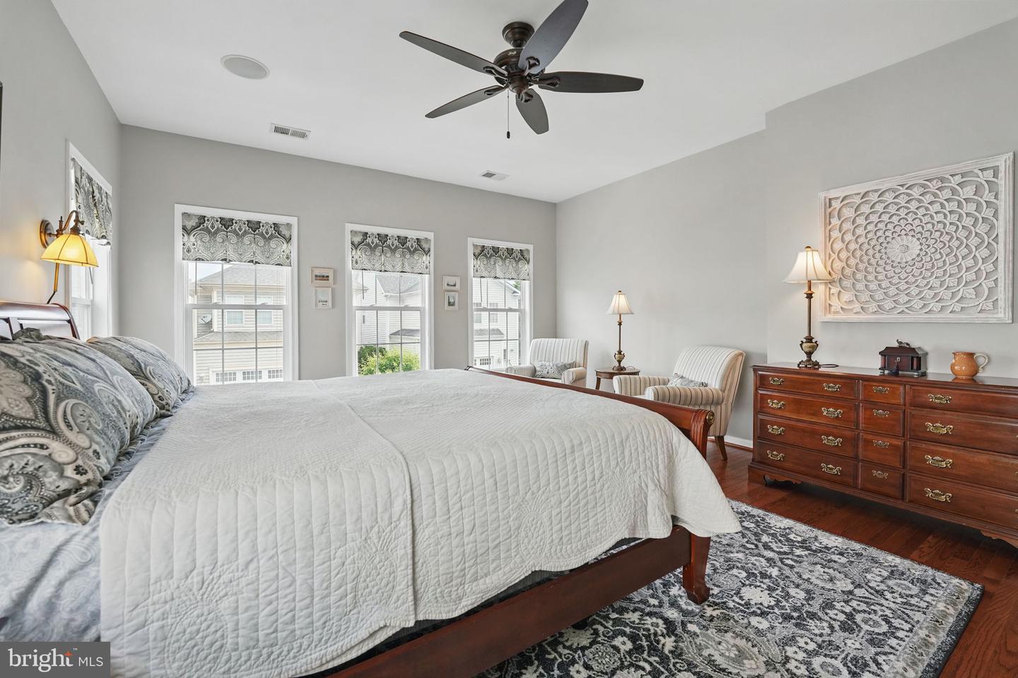 5923 EMBRY SPRING LN, ALEXANDRIA, Virginia 22315, 4 Bedrooms Bedrooms, ,3 BathroomsBathrooms,Residential,For sale,5923 EMBRY SPRING LN,VAFX2240836 MLS # VAFX2240836