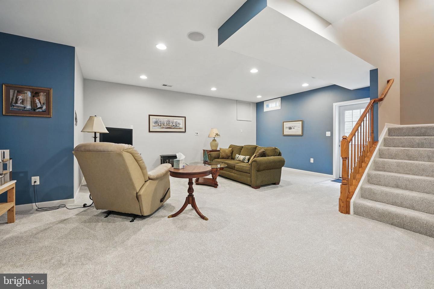 5923 EMBRY SPRING LN, ALEXANDRIA, Virginia 22315, 4 Bedrooms Bedrooms, ,3 BathroomsBathrooms,Residential,For sale,5923 EMBRY SPRING LN,VAFX2240836 MLS # VAFX2240836