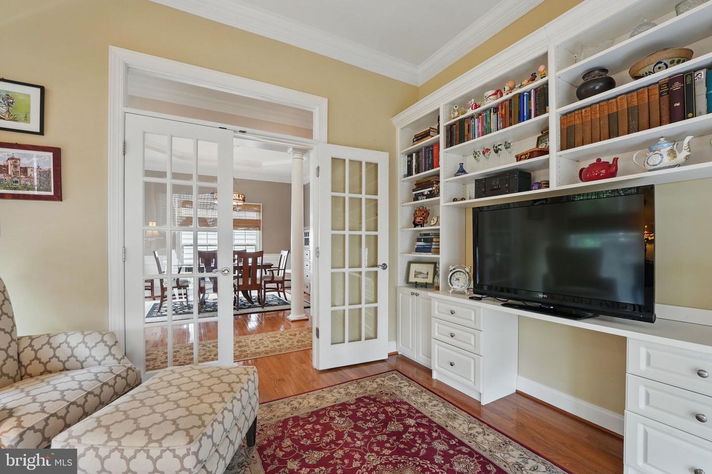 5923 EMBRY SPRING LN, ALEXANDRIA, Virginia 22315, 4 Bedrooms Bedrooms, ,3 BathroomsBathrooms,Residential,For sale,5923 EMBRY SPRING LN,VAFX2240836 MLS # VAFX2240836