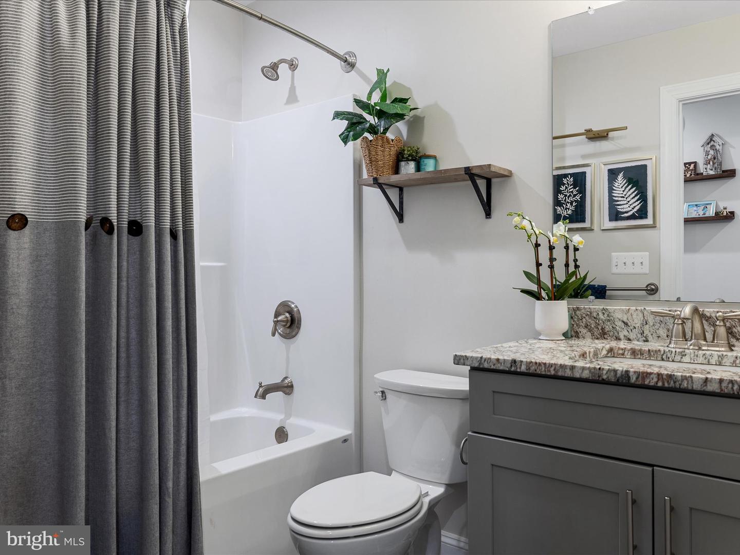 1400 HIGH TOP RD, LINDEN, Virginia 22642, 3 Bedrooms Bedrooms, ,2 BathroomsBathrooms,Residential,For sale,1400 HIGH TOP RD,VAWR2011162 MLS # VAWR2011162