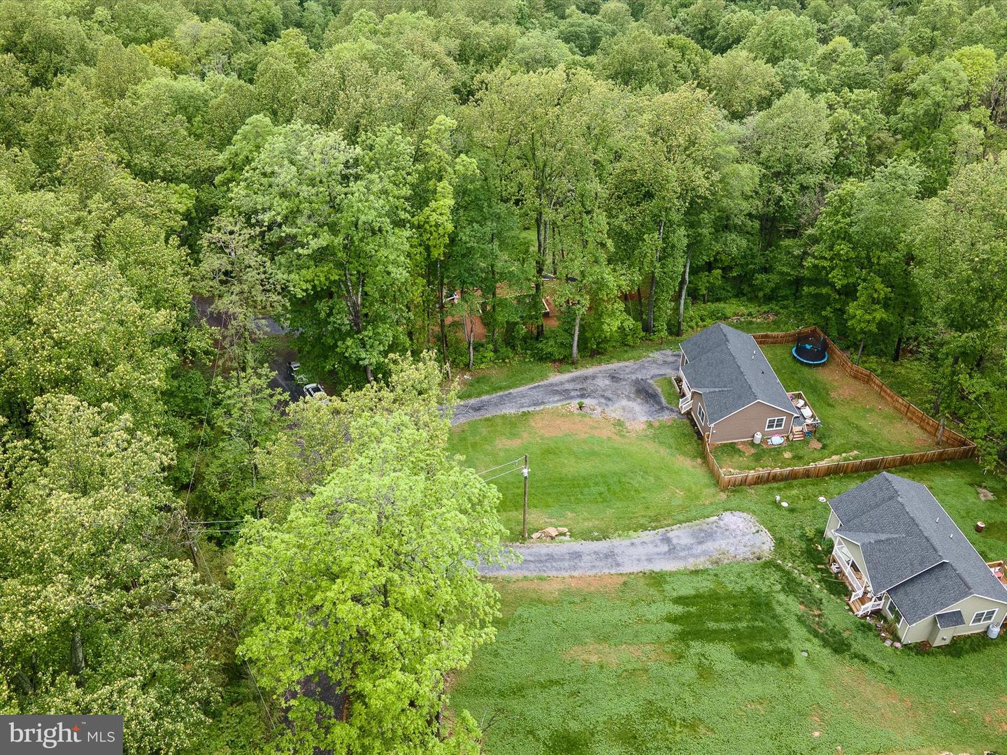 1400 HIGH TOP RD, LINDEN, Virginia 22642, 3 Bedrooms Bedrooms, ,2 BathroomsBathrooms,Residential,For sale,1400 HIGH TOP RD,VAWR2011162 MLS # VAWR2011162