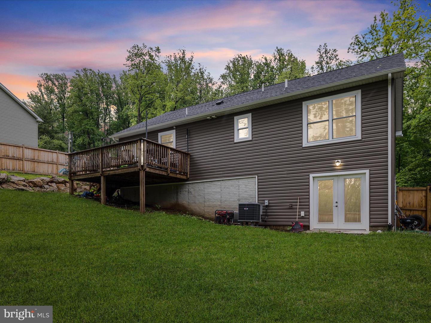 1400 HIGH TOP RD, LINDEN, Virginia 22642, 3 Bedrooms Bedrooms, ,2 BathroomsBathrooms,Residential,For sale,1400 HIGH TOP RD,VAWR2011162 MLS # VAWR2011162