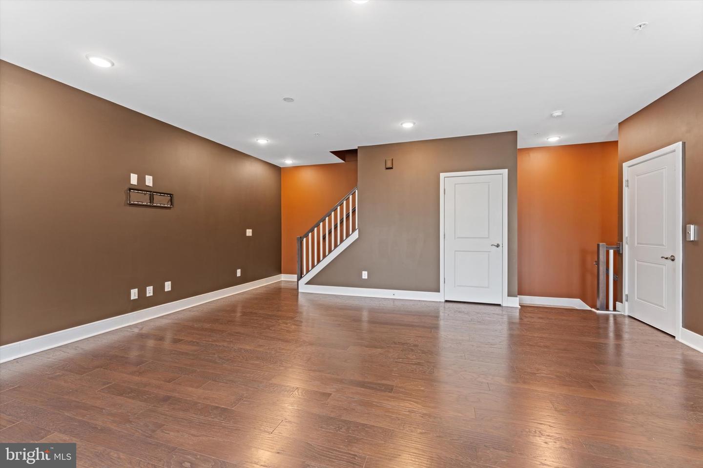 42869 LITTLEHALES TER, ASHBURN, Virginia 20148, 3 Bedrooms Bedrooms, ,2 BathroomsBathrooms,Residential,For sale,42869 LITTLEHALES TER,VALO2096458 MLS # VALO2096458