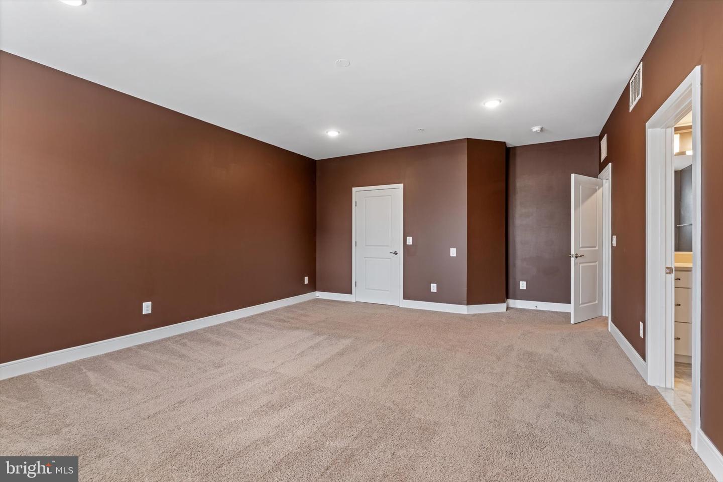 42869 LITTLEHALES TER, ASHBURN, Virginia 20148, 3 Bedrooms Bedrooms, ,2 BathroomsBathrooms,Residential,For sale,42869 LITTLEHALES TER,VALO2096458 MLS # VALO2096458