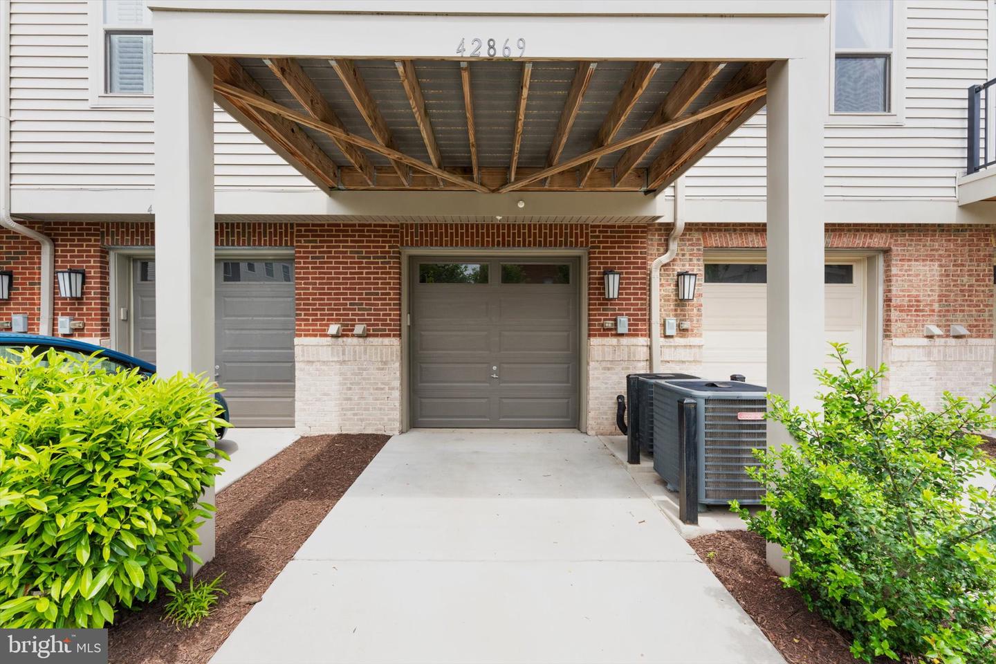 42869 LITTLEHALES TER, ASHBURN, Virginia 20148, 3 Bedrooms Bedrooms, ,2 BathroomsBathrooms,Residential,For sale,42869 LITTLEHALES TER,VALO2096458 MLS # VALO2096458