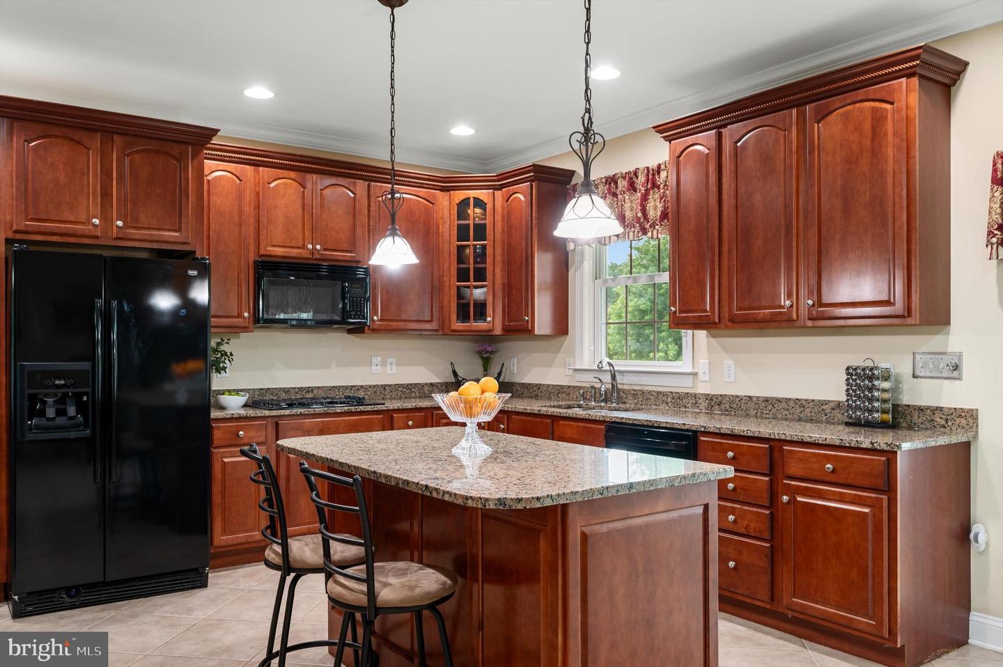102 CAMARUGE CT, STEPHENS CITY, Virginia 22655, 4 Bedrooms Bedrooms, ,4 BathroomsBathrooms,Residential,For sale,102 CAMARUGE CT,VAFV2034134 MLS # VAFV2034134