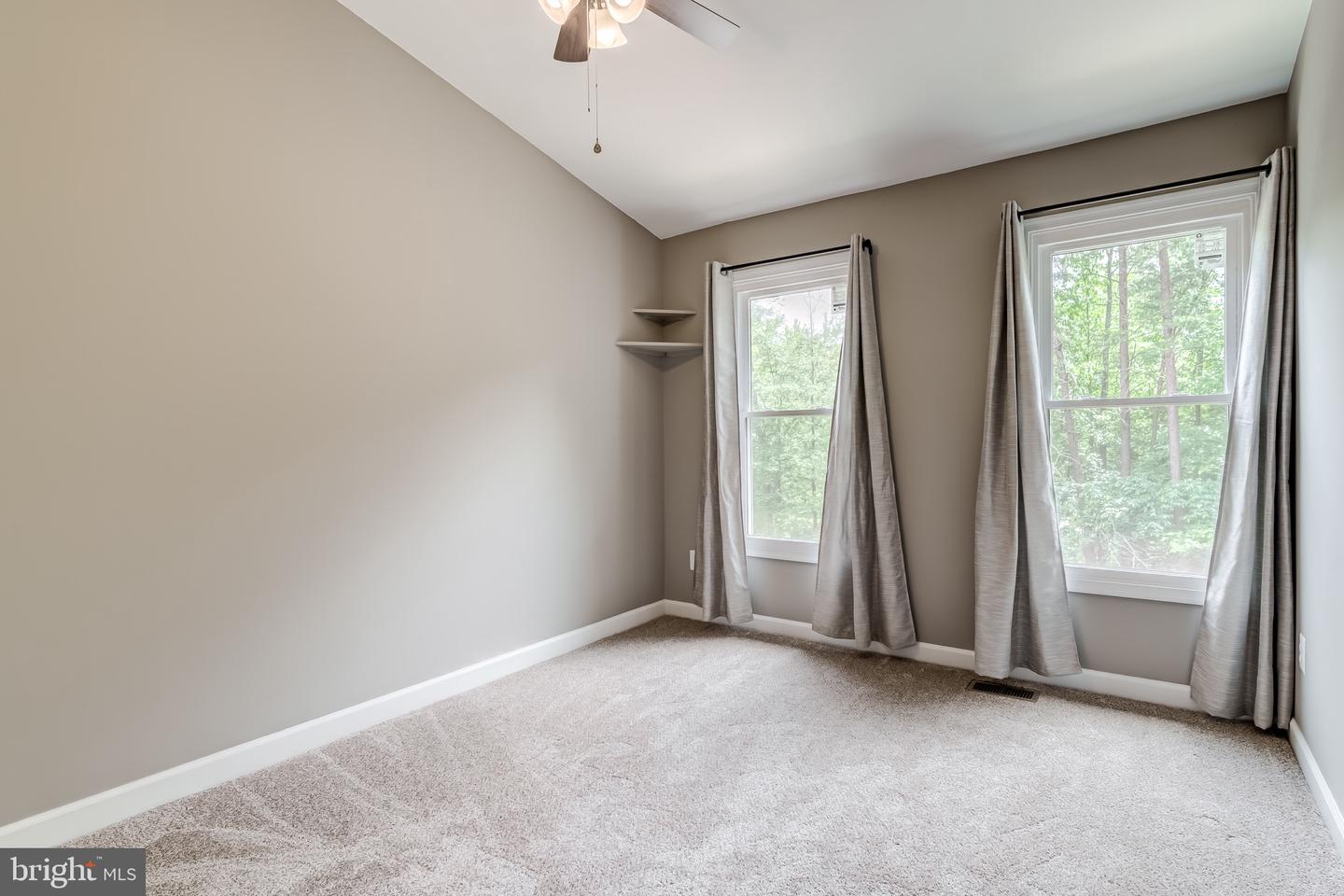 12202 DERRIFORD CT, WOODBRIDGE, Virginia 22192, 3 Bedrooms Bedrooms, ,2 BathroomsBathrooms,Residential,For sale,12202 DERRIFORD CT,VAPW2094678 MLS # VAPW2094678