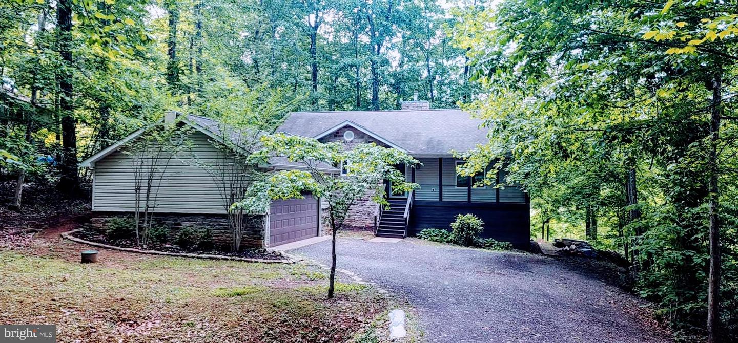 1111 EASTOVER PKWY, LOCUST GROVE, Virginia 22508, 5 Bedrooms Bedrooms, ,3 BathroomsBathrooms,Residential,For sale,1111 EASTOVER PKWY,VAOR2009692 MLS # VAOR2009692