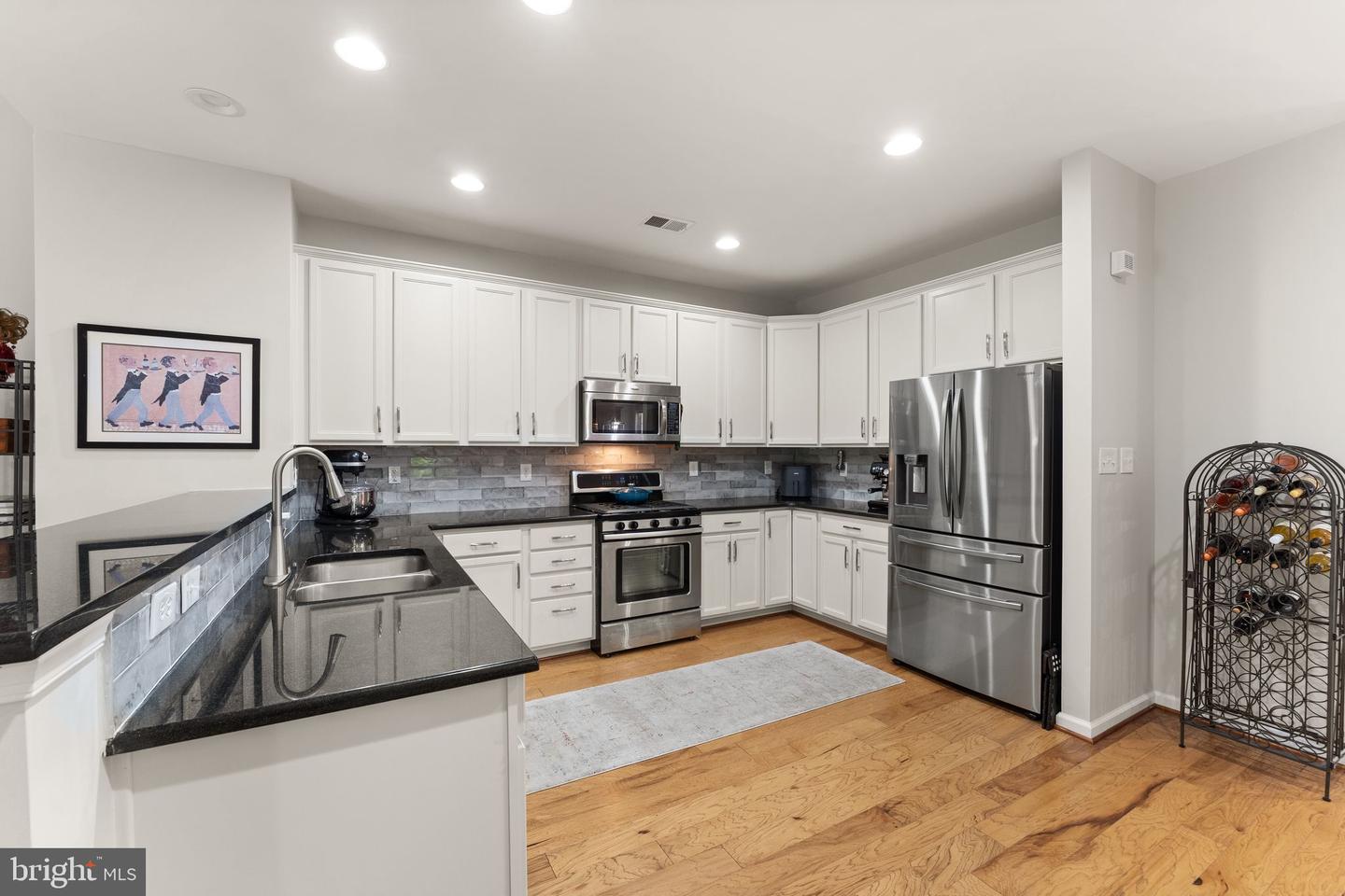 44360 OAKMONT MANOR SQ, ASHBURN, Virginia 20147, 2 Bedrooms Bedrooms, ,2 BathroomsBathrooms,Residential,For sale,44360 OAKMONT MANOR SQ,VALO2096650 MLS # VALO2096650