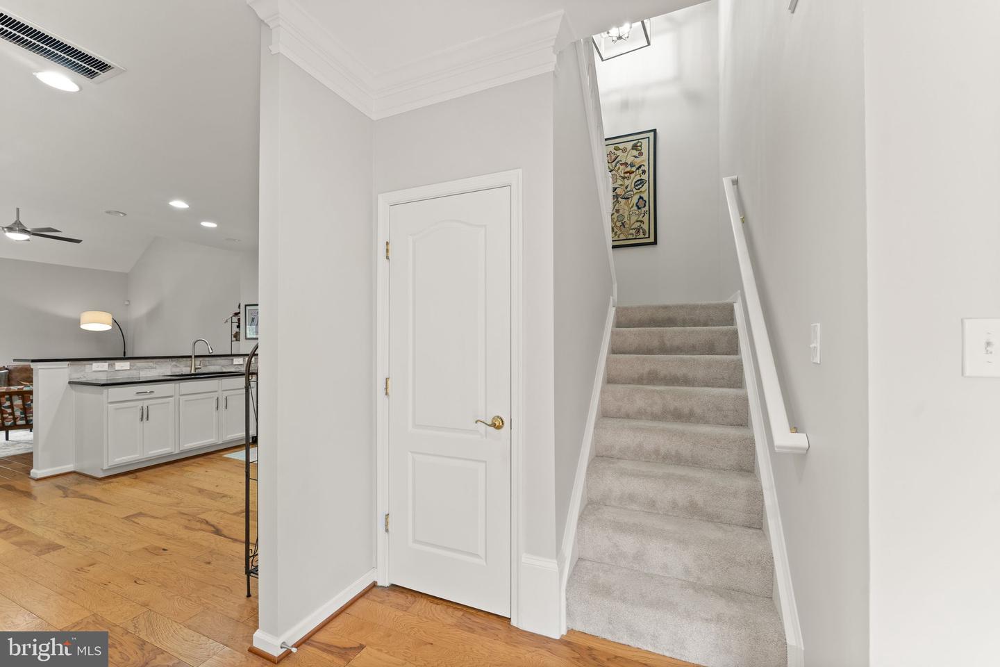 44360 OAKMONT MANOR SQ, ASHBURN, Virginia 20147, 2 Bedrooms Bedrooms, ,2 BathroomsBathrooms,Residential,For sale,44360 OAKMONT MANOR SQ,VALO2096650 MLS # VALO2096650