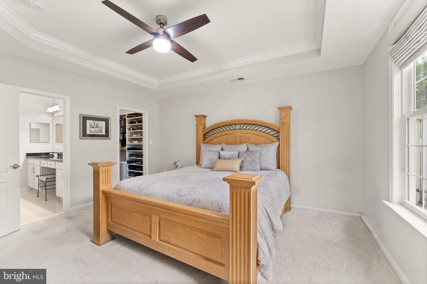 44360 OAKMONT MANOR SQ, ASHBURN, Virginia 20147, 2 Bedrooms Bedrooms, ,2 BathroomsBathrooms,Residential,For sale,44360 OAKMONT MANOR SQ,VALO2096650 MLS # VALO2096650