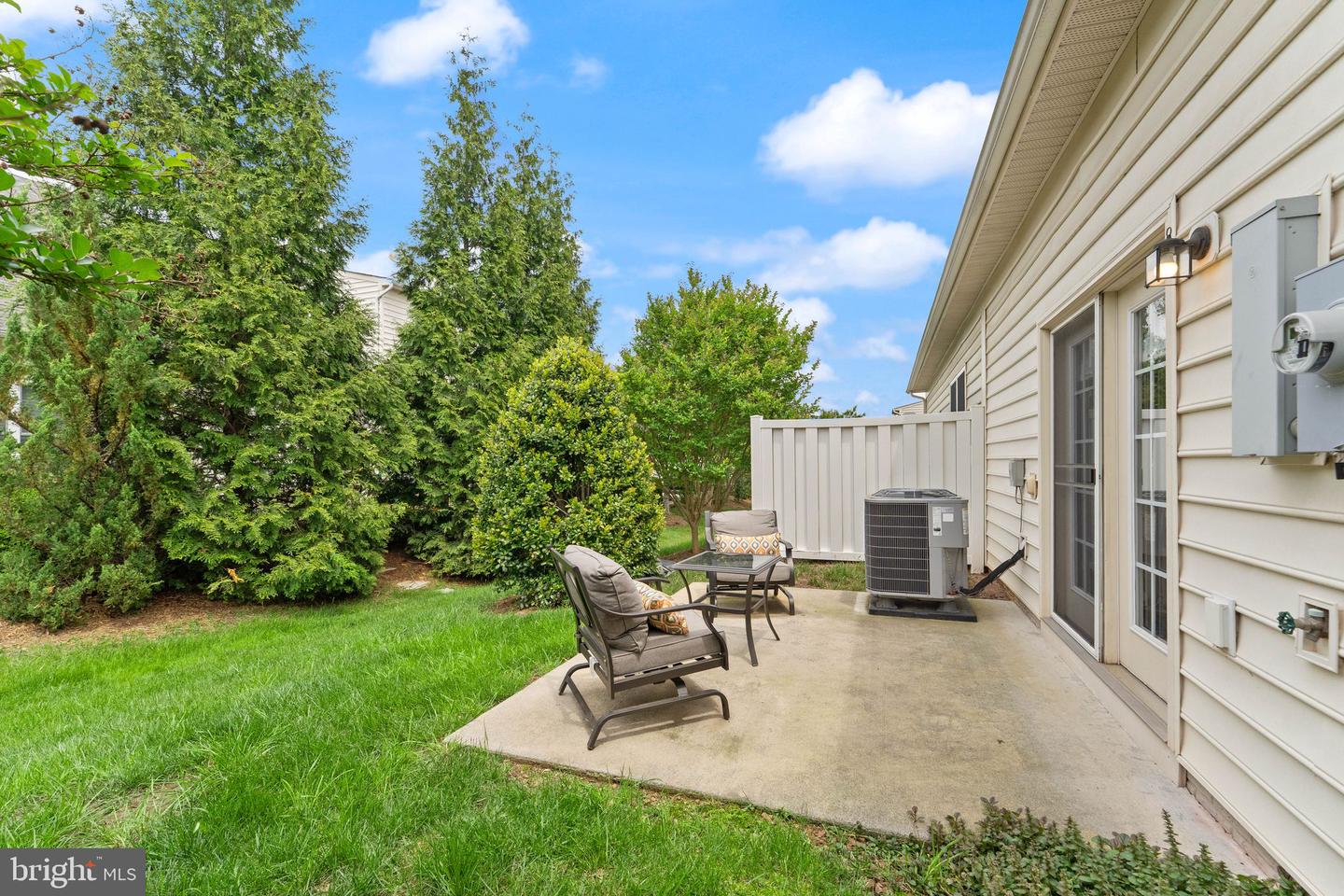 44360 OAKMONT MANOR SQ, ASHBURN, Virginia 20147, 2 Bedrooms Bedrooms, ,2 BathroomsBathrooms,Residential,For sale,44360 OAKMONT MANOR SQ,VALO2096650 MLS # VALO2096650