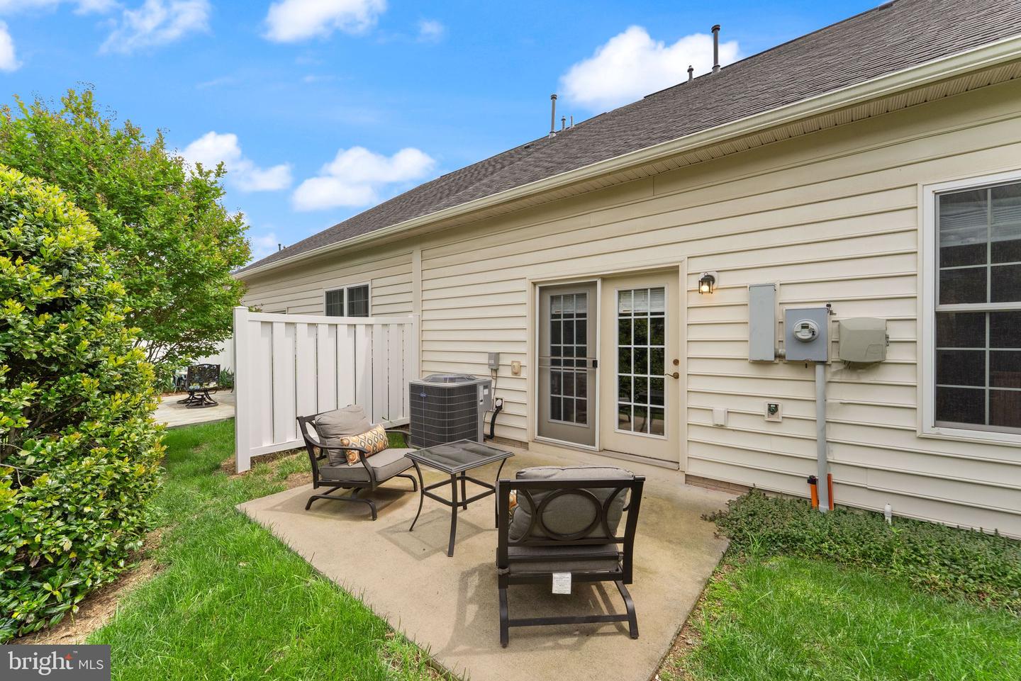 44360 OAKMONT MANOR SQ, ASHBURN, Virginia 20147, 2 Bedrooms Bedrooms, ,2 BathroomsBathrooms,Residential,For sale,44360 OAKMONT MANOR SQ,VALO2096650 MLS # VALO2096650