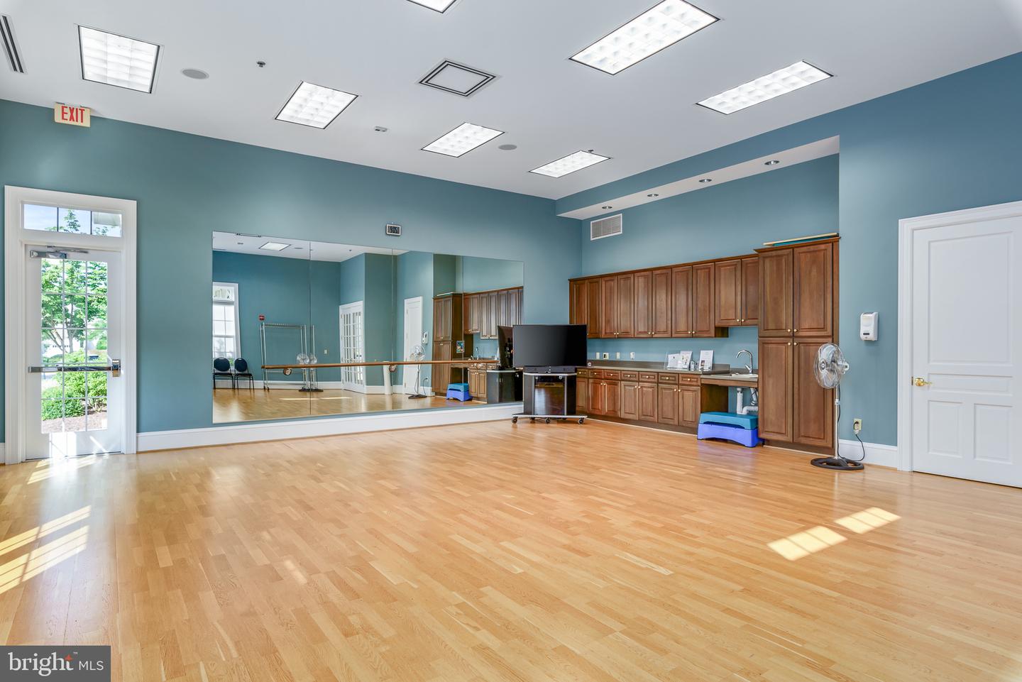 44360 OAKMONT MANOR SQ, ASHBURN, Virginia 20147, 2 Bedrooms Bedrooms, ,2 BathroomsBathrooms,Residential,For sale,44360 OAKMONT MANOR SQ,VALO2096650 MLS # VALO2096650