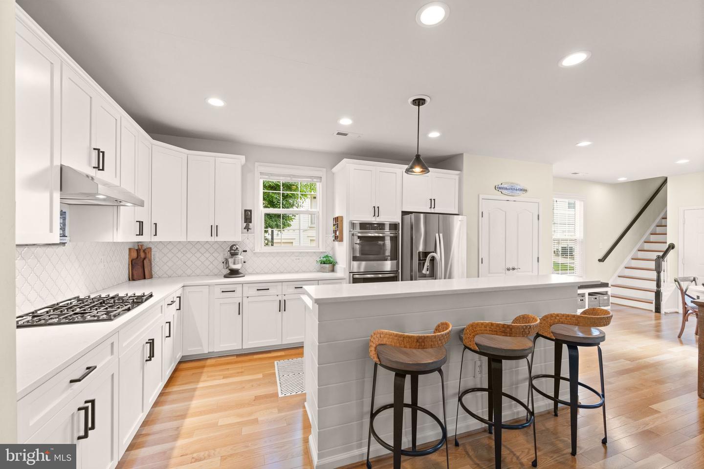 19436 COPPERMINE SQ, LEESBURG, Virginia 20176, 5 Bedrooms Bedrooms, ,4 BathroomsBathrooms,Residential,For sale,19436 COPPERMINE SQ,VALO2096680 MLS # VALO2096680