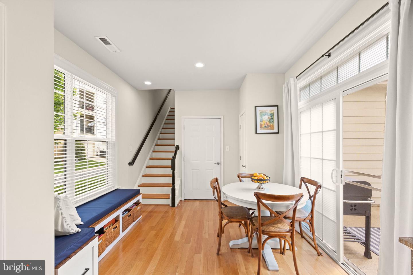 19436 COPPERMINE SQ, LEESBURG, Virginia 20176, 5 Bedrooms Bedrooms, ,4 BathroomsBathrooms,Residential,For sale,19436 COPPERMINE SQ,VALO2096680 MLS # VALO2096680