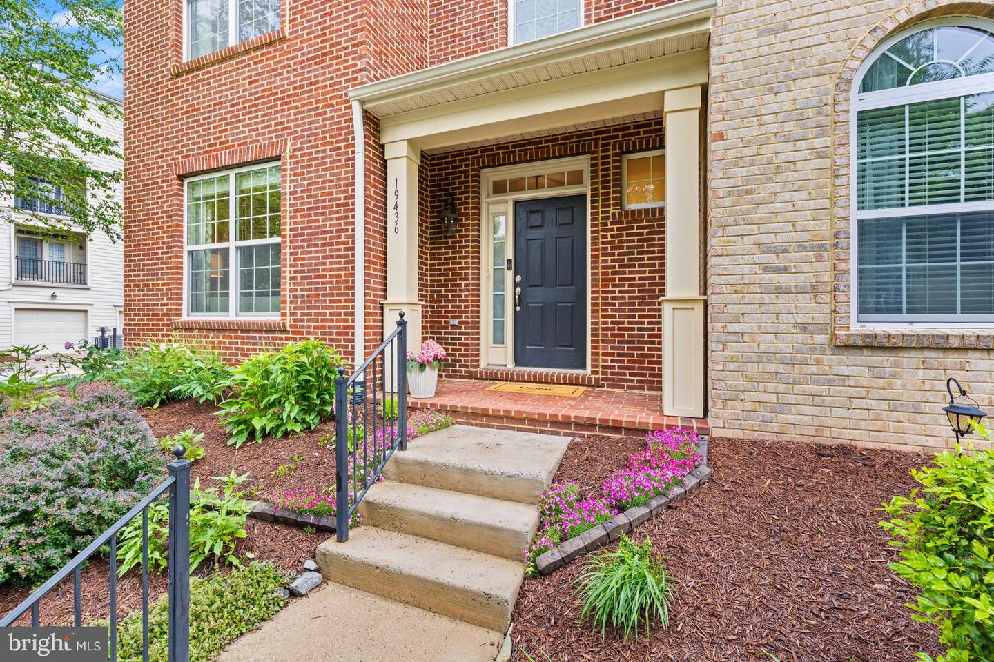 19436 COPPERMINE SQ, LEESBURG, Virginia 20176, 5 Bedrooms Bedrooms, ,4 BathroomsBathrooms,Residential,For sale,19436 COPPERMINE SQ,VALO2096680 MLS # VALO2096680