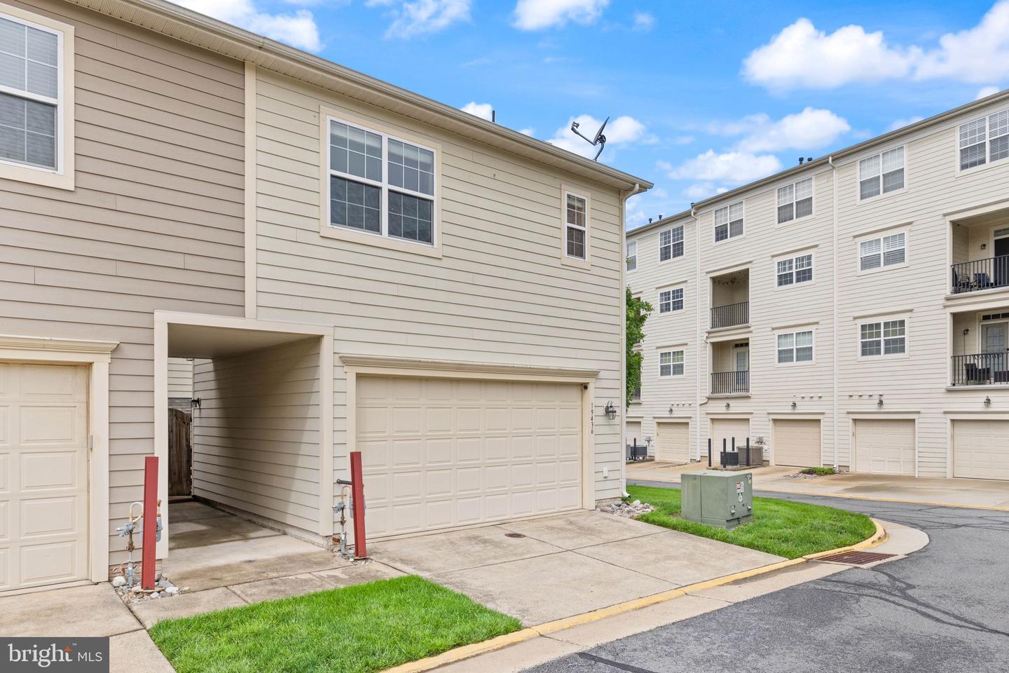 19436 COPPERMINE SQ, LEESBURG, Virginia 20176, 5 Bedrooms Bedrooms, ,4 BathroomsBathrooms,Residential,For sale,19436 COPPERMINE SQ,VALO2096680 MLS # VALO2096680