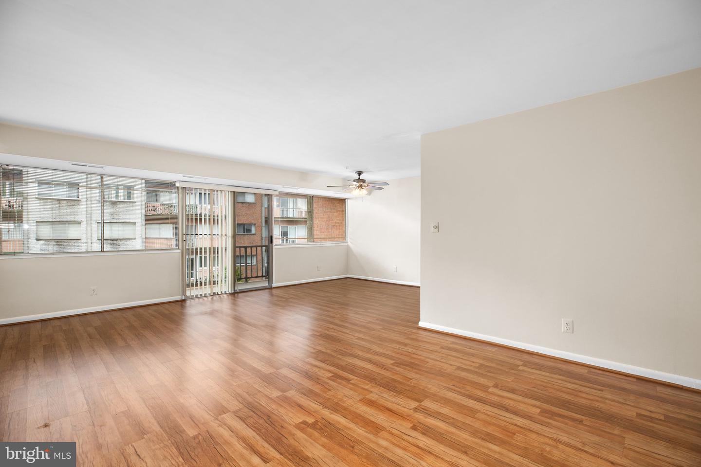 401 N ARMISTEAD ST #309, ALEXANDRIA, Virginia 22312, 1 Bedroom Bedrooms, ,1 BathroomBathrooms,Residential,For sale,401 N ARMISTEAD ST #309,VAAX2045464 MLS # VAAX2045464