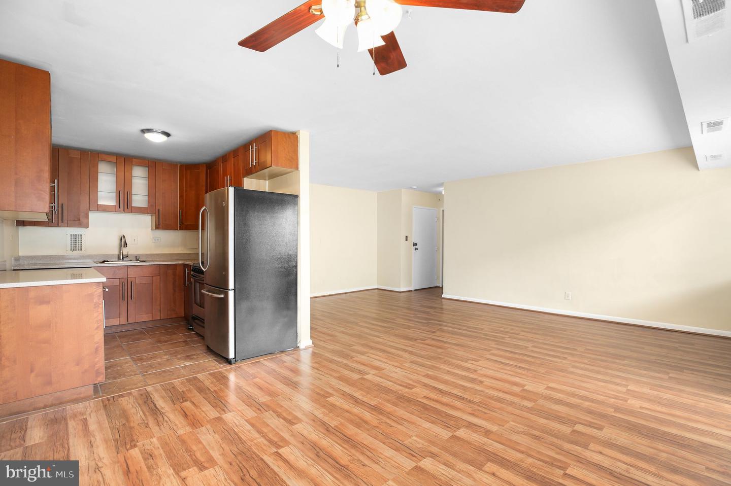 401 N ARMISTEAD ST #309, ALEXANDRIA, Virginia 22312, 1 Bedroom Bedrooms, ,1 BathroomBathrooms,Residential,For sale,401 N ARMISTEAD ST #309,VAAX2045464 MLS # VAAX2045464