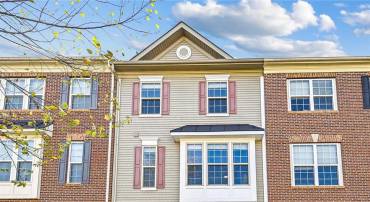 4511 POTOMAC HIGHLANDS CIR, TRIANGLE, Virginia 22172, 3 Bedrooms Bedrooms, ,2 BathroomsBathrooms,Residential,For sale,4511 POTOMAC HIGHLANDS CIR,VAPW2094774 MLS # VAPW2094774