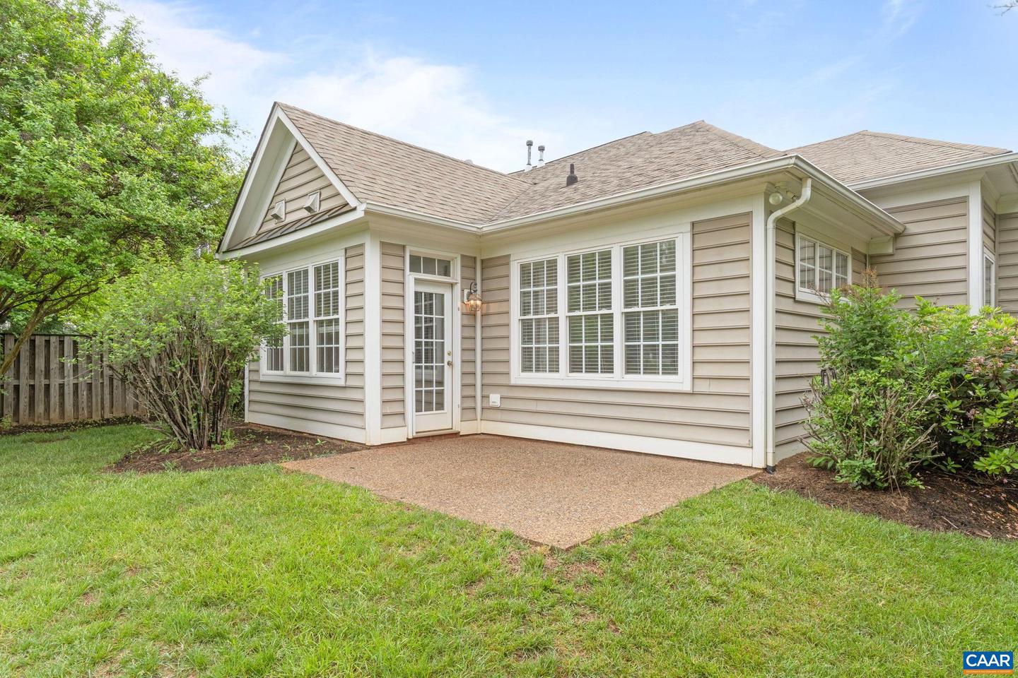 1269 TOWNBROOK CROSSING, CHARLOTTESVILLE, Virginia 22901, 2 Bedrooms Bedrooms, ,2 BathroomsBathrooms,Residential,For sale,1269 TOWNBROOK CROSSING,664587 MLS # 664587