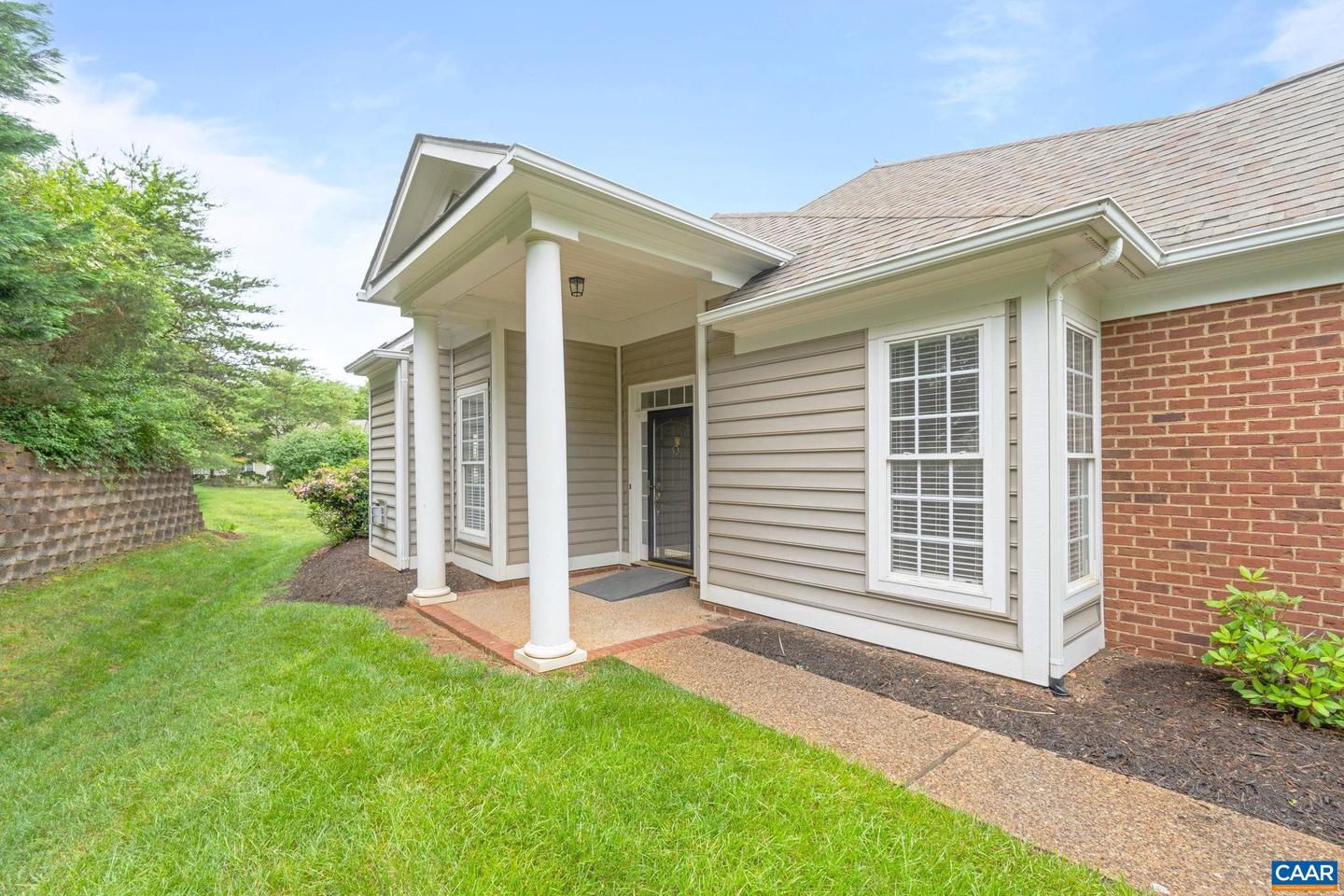 1269 TOWNBROOK CROSSING, CHARLOTTESVILLE, Virginia 22901, 2 Bedrooms Bedrooms, ,2 BathroomsBathrooms,Residential,For sale,1269 TOWNBROOK CROSSING,664587 MLS # 664587
