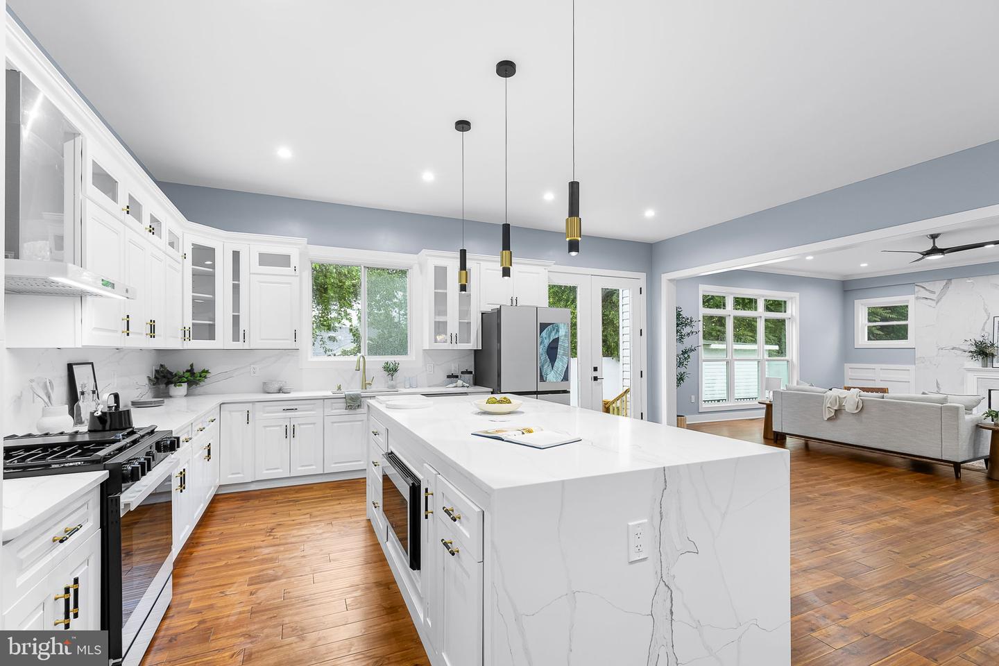 5811 ARNET ST, FALLS CHURCH, Virginia 22041, 6 Bedrooms Bedrooms, ,5 BathroomsBathrooms,Residential,For sale,5811 ARNET ST,VAFX2241162 MLS # VAFX2241162
