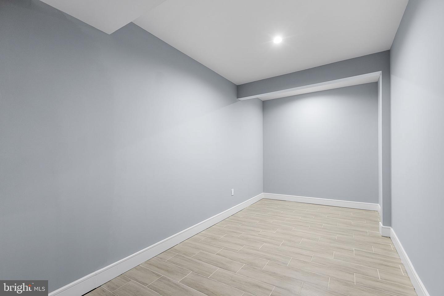 5811 ARNET ST, FALLS CHURCH, Virginia 22041, 6 Bedrooms Bedrooms, ,5 BathroomsBathrooms,Residential,For sale,5811 ARNET ST,VAFX2241162 MLS # VAFX2241162