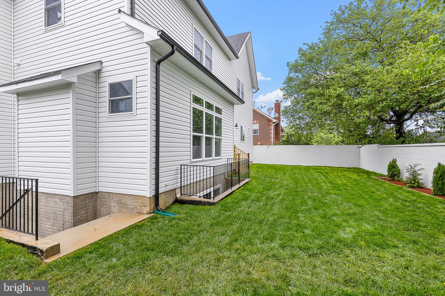 5811 ARNET ST, FALLS CHURCH, Virginia 22041, 6 Bedrooms Bedrooms, ,5 BathroomsBathrooms,Residential,For sale,5811 ARNET ST,VAFX2241162 MLS # VAFX2241162