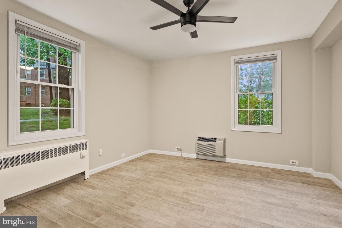 230 N THOMAS ST #230-3, ARLINGTON, Virginia 22203, 1 Bedroom Bedrooms, ,1 BathroomBathrooms,Residential,For sale,230 N THOMAS ST #230-3,VAAR2057544 MLS # VAAR2057544