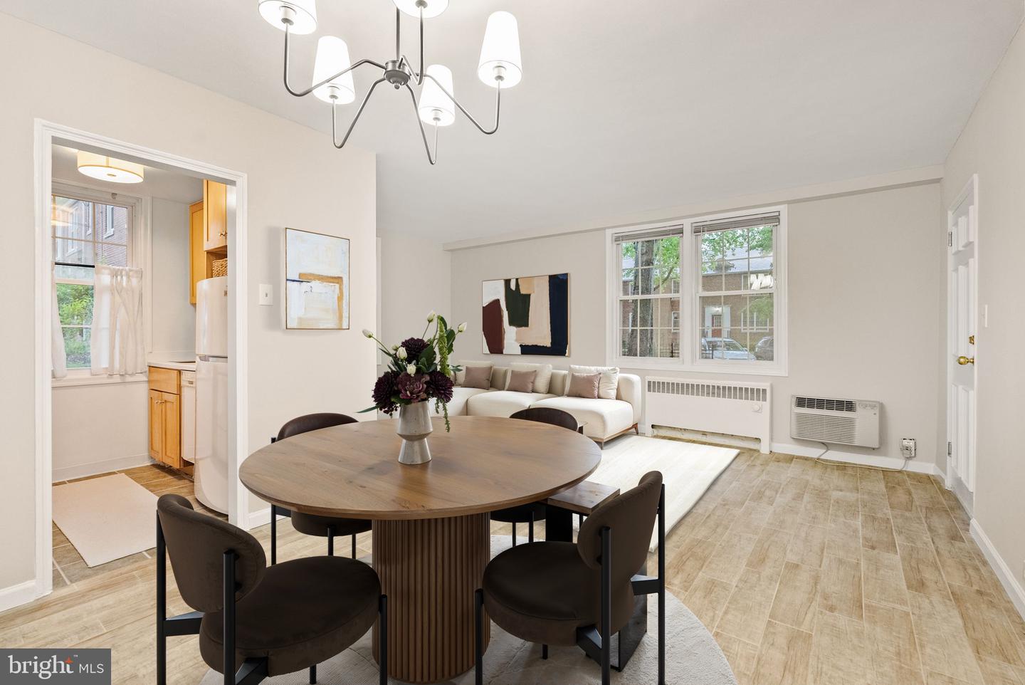 230 N THOMAS ST #230-3, ARLINGTON, Virginia 22203, 1 Bedroom Bedrooms, ,1 BathroomBathrooms,Residential,For sale,230 N THOMAS ST #230-3,VAAR2057544 MLS # VAAR2057544