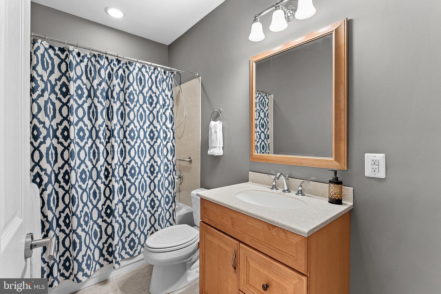 20131 MUIRFIELD VILLAGE CT, ASHBURN, Virginia 20147, 4 Bedrooms Bedrooms, ,3 BathroomsBathrooms,Residential,For sale,20131 MUIRFIELD VILLAGE CT,VALO2096604 MLS # VALO2096604