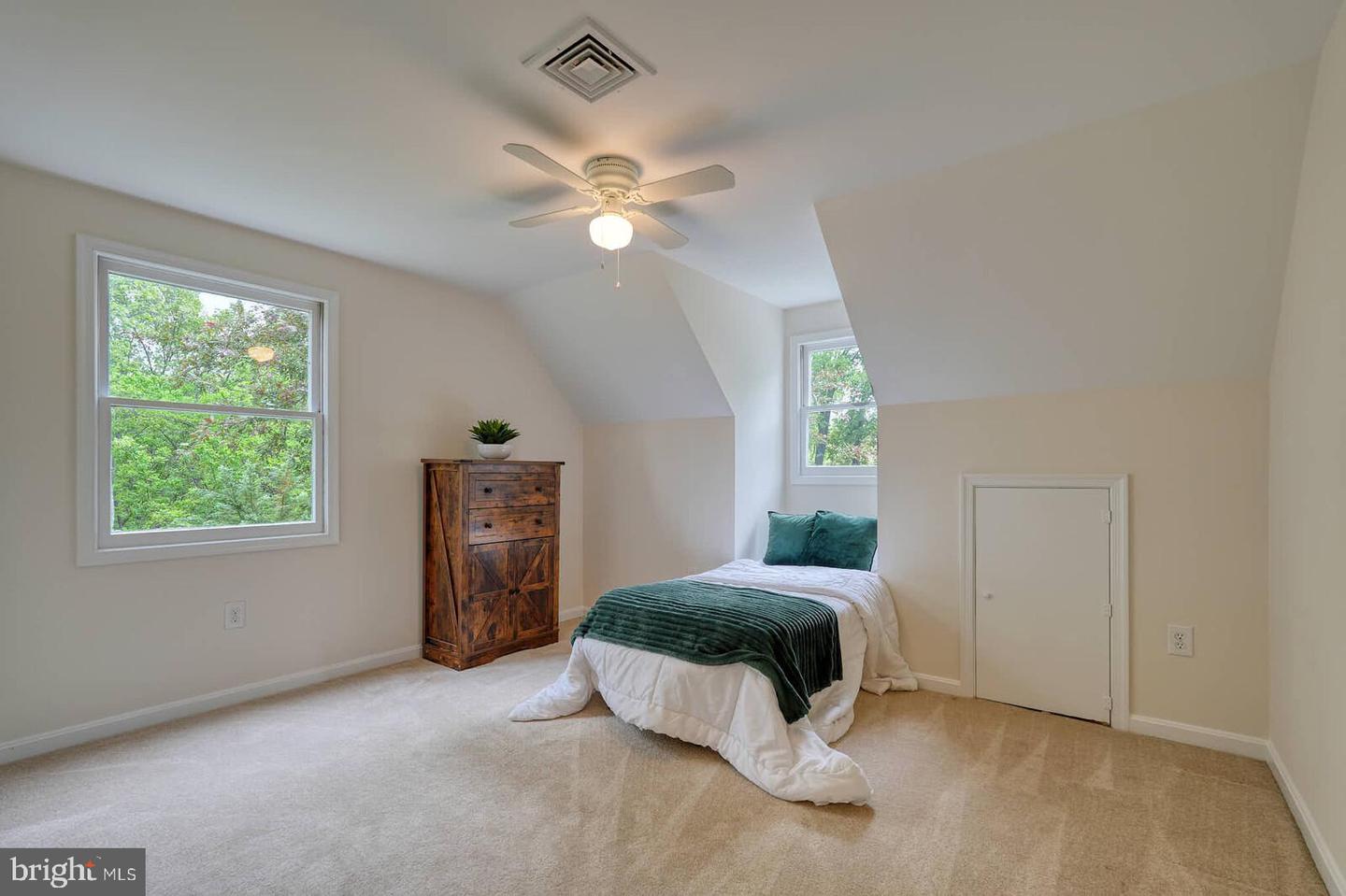 8579 MAIDSTONE RD, DELAPLANE, Virginia 20144, 3 Bedrooms Bedrooms, ,1 BathroomBathrooms,Residential,For sale,8579 MAIDSTONE RD,VAFQ2016654 MLS # VAFQ2016654