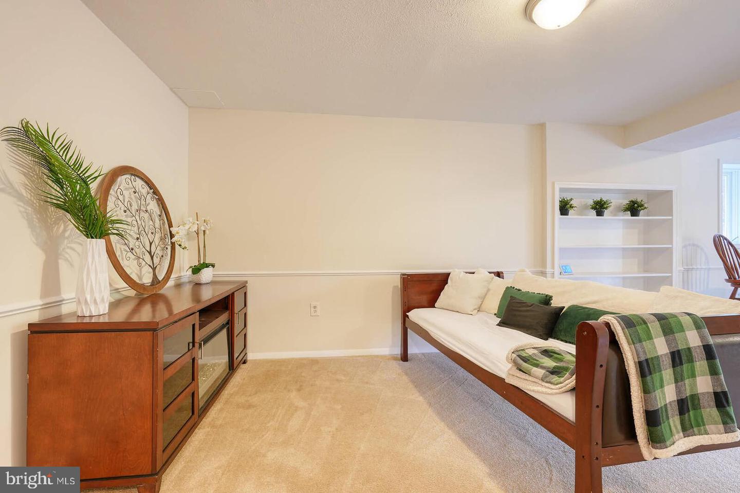 8579 MAIDSTONE RD, DELAPLANE, Virginia 20144, 3 Bedrooms Bedrooms, ,1 BathroomBathrooms,Residential,For sale,8579 MAIDSTONE RD,VAFQ2016654 MLS # VAFQ2016654