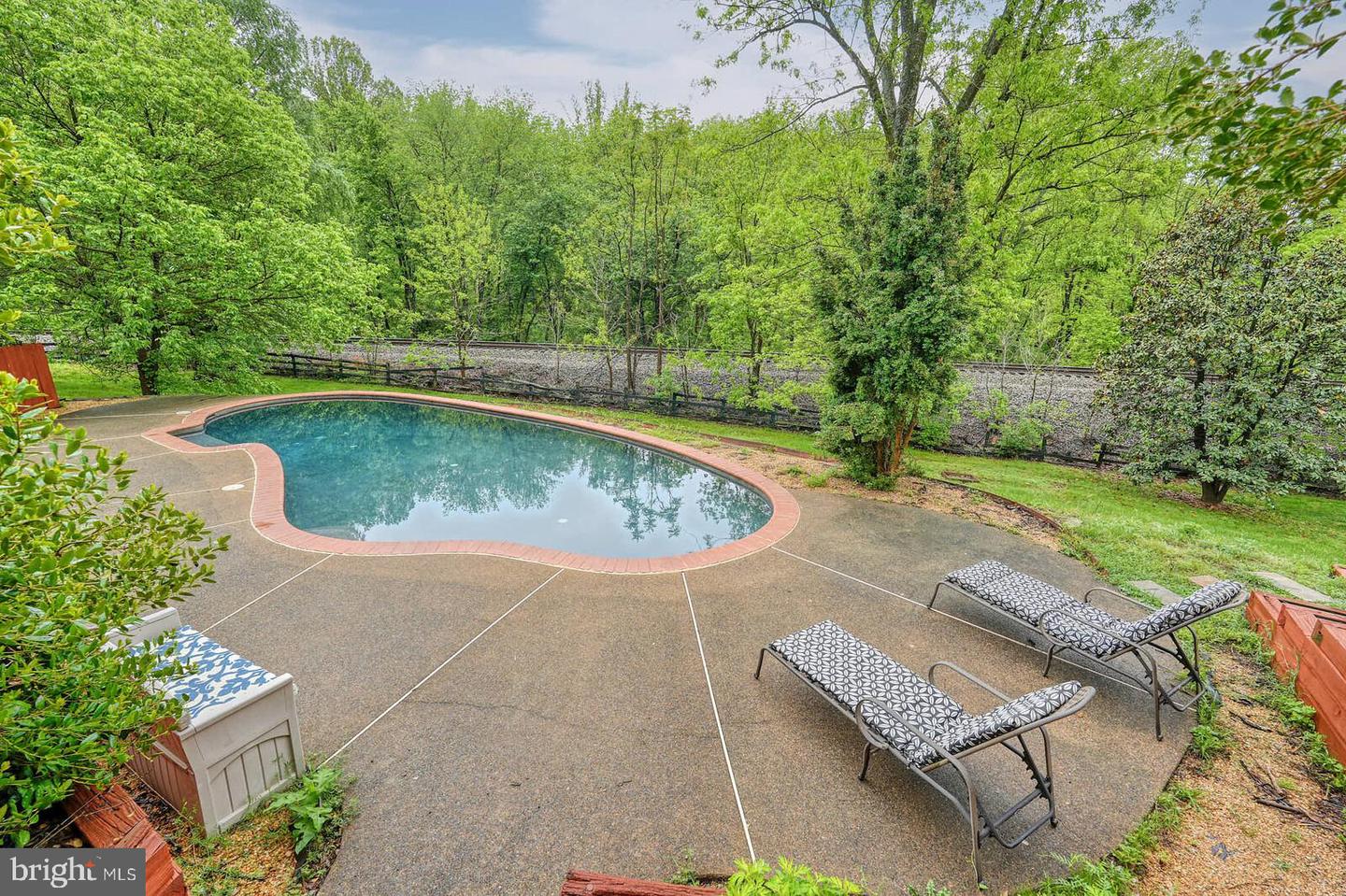 8579 MAIDSTONE RD, DELAPLANE, Virginia 20144, 3 Bedrooms Bedrooms, ,1 BathroomBathrooms,Residential,For sale,8579 MAIDSTONE RD,VAFQ2016654 MLS # VAFQ2016654
