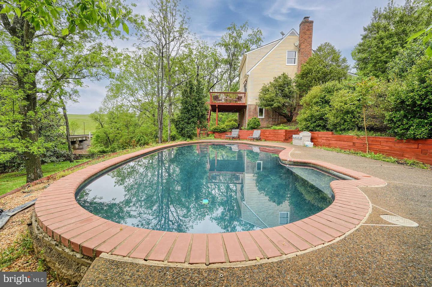 8579 MAIDSTONE RD, DELAPLANE, Virginia 20144, 3 Bedrooms Bedrooms, ,1 BathroomBathrooms,Residential,For sale,8579 MAIDSTONE RD,VAFQ2016654 MLS # VAFQ2016654
