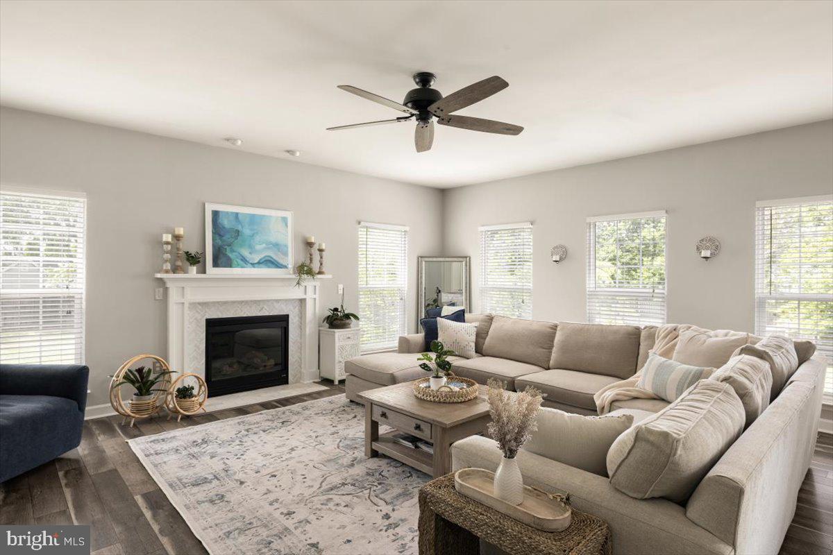 305 DAFFODIL CT, PURCELLVILLE, Virginia 20132, 5 Bedrooms Bedrooms, ,3 BathroomsBathrooms,Residential,For sale,305 DAFFODIL CT,VALO2096638 MLS # VALO2096638