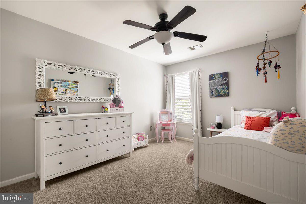 305 DAFFODIL CT, PURCELLVILLE, Virginia 20132, 5 Bedrooms Bedrooms, ,3 BathroomsBathrooms,Residential,For sale,305 DAFFODIL CT,VALO2096638 MLS # VALO2096638