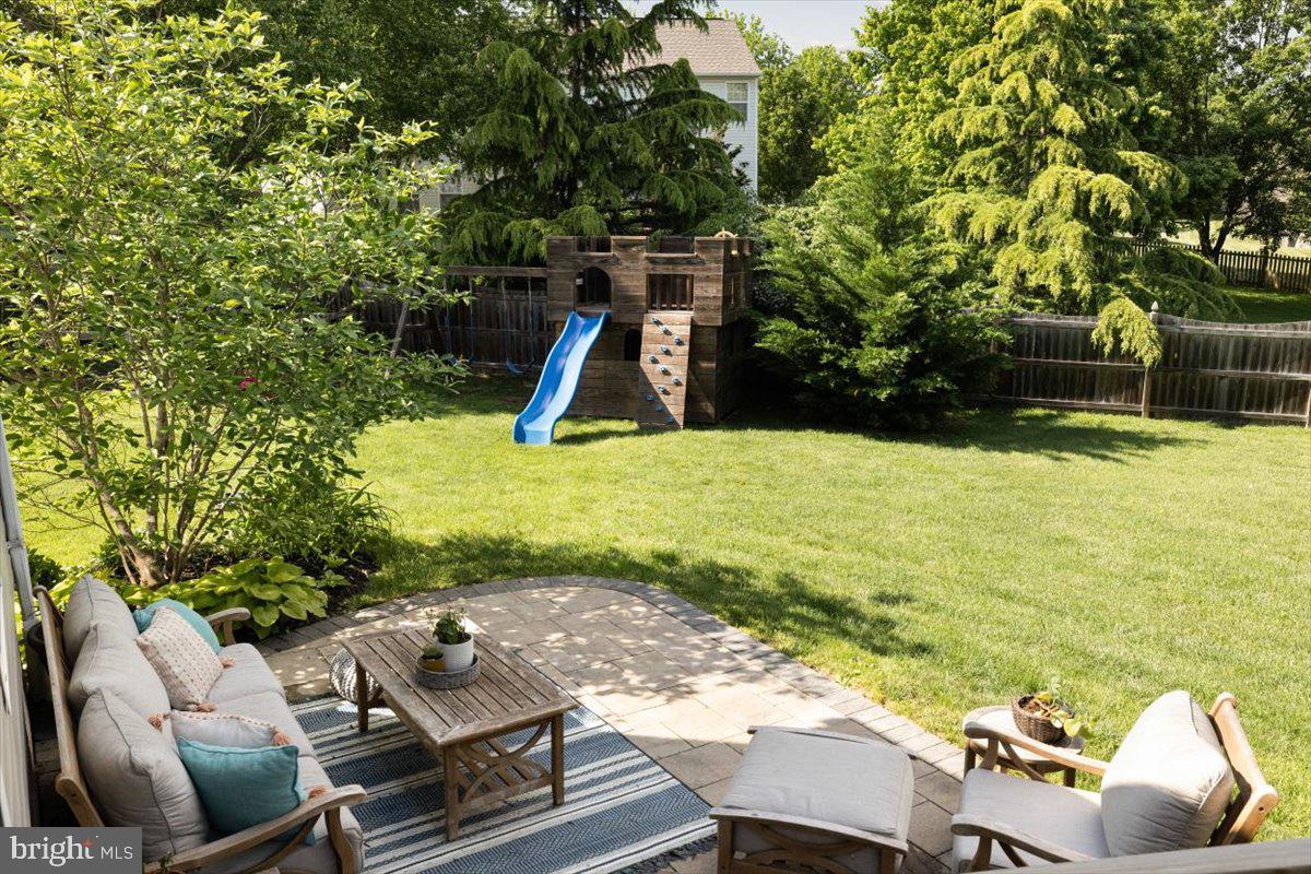 305 DAFFODIL CT, PURCELLVILLE, Virginia 20132, 5 Bedrooms Bedrooms, ,3 BathroomsBathrooms,Residential,For sale,305 DAFFODIL CT,VALO2096638 MLS # VALO2096638