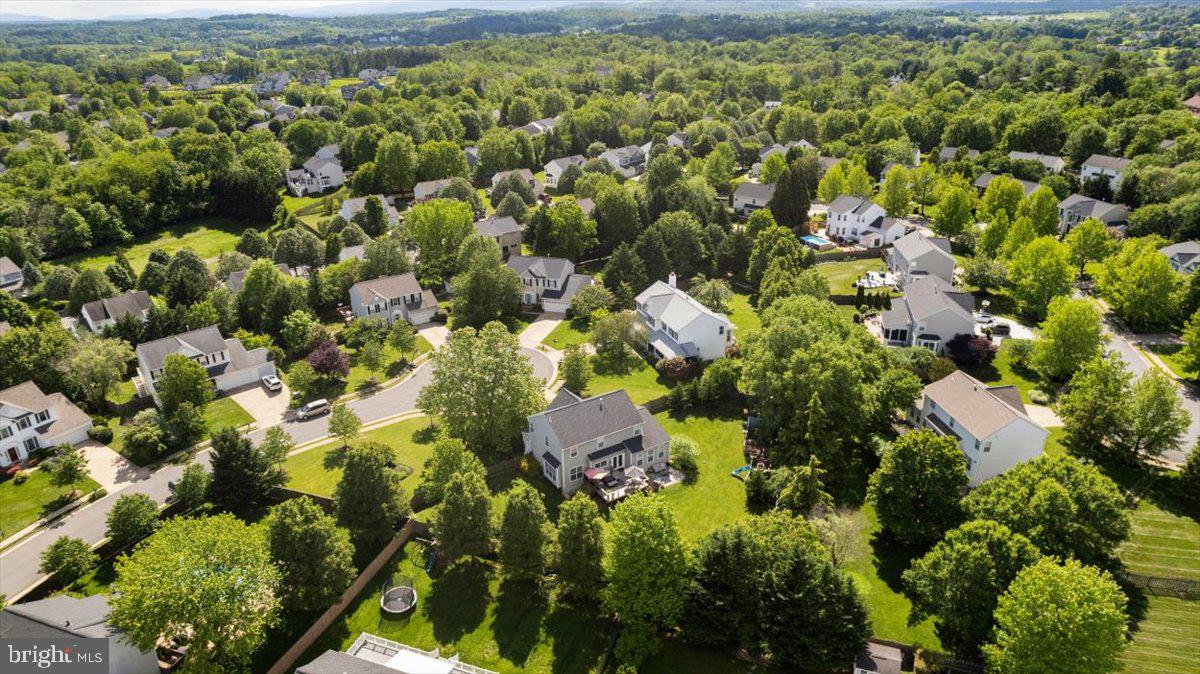 305 DAFFODIL CT, PURCELLVILLE, Virginia 20132, 5 Bedrooms Bedrooms, ,3 BathroomsBathrooms,Residential,For sale,305 DAFFODIL CT,VALO2096638 MLS # VALO2096638