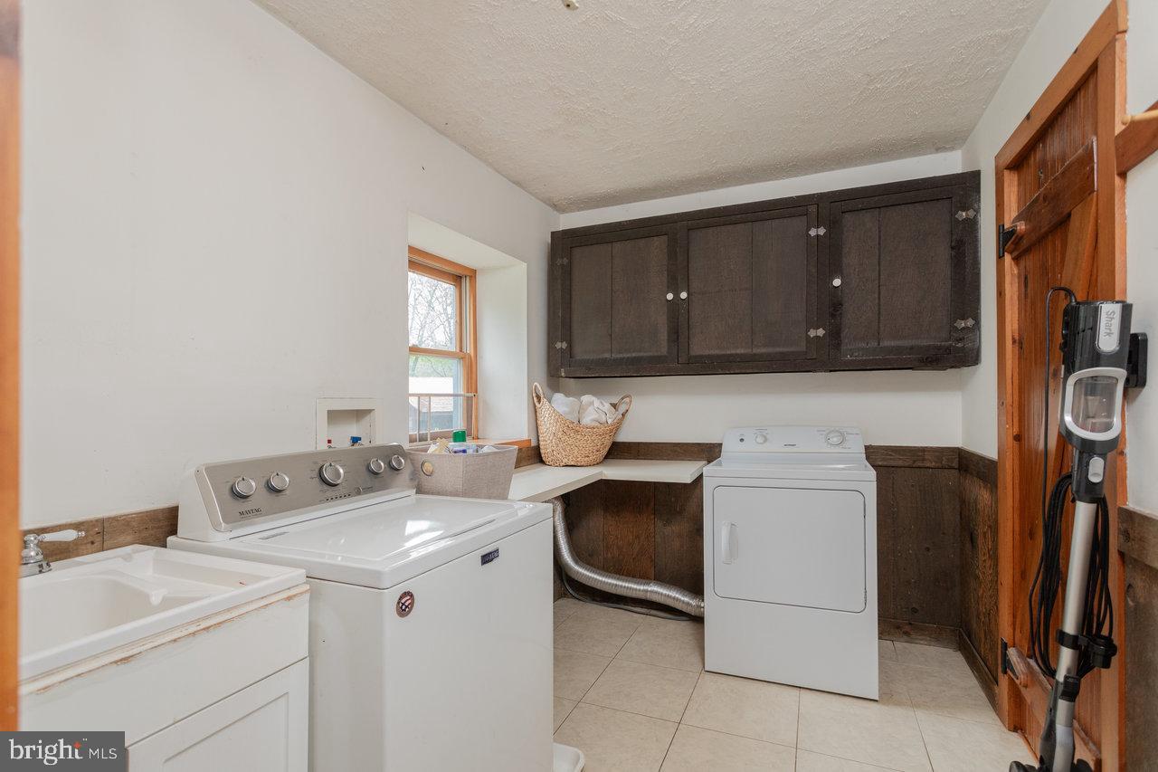 7430 JOES CREEK RD, LINVILLE, Virginia 22834, 4 Bedrooms Bedrooms, ,2 BathroomsBathrooms,Residential,For sale,7430 JOES CREEK RD,VARO2002306 MLS # VARO2002306