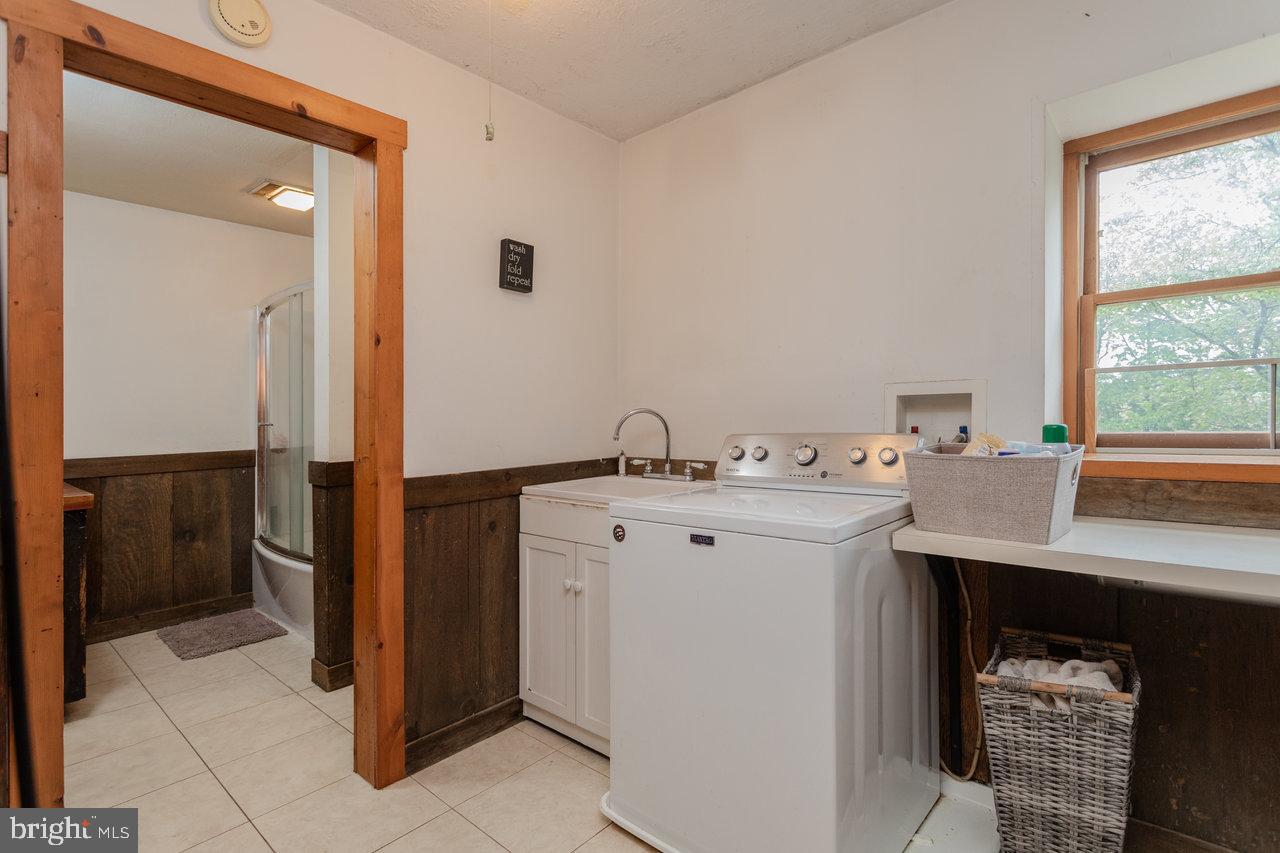 7430 JOES CREEK RD, LINVILLE, Virginia 22834, 4 Bedrooms Bedrooms, ,2 BathroomsBathrooms,Residential,For sale,7430 JOES CREEK RD,VARO2002306 MLS # VARO2002306